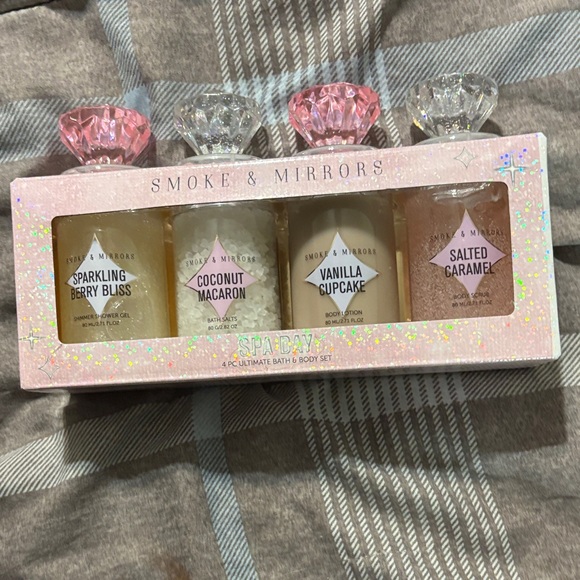 Spa Day Bath & Body Set - Pink and Gold - Picture 11 of 11
